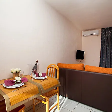 Daire Royal Delta-6 By Interhome
