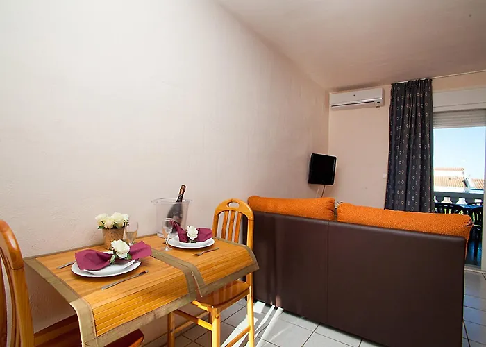 Lejlighed Royal Delta-6 By Interhome